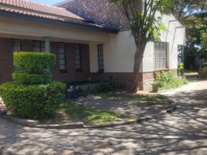 House in Zimre Park