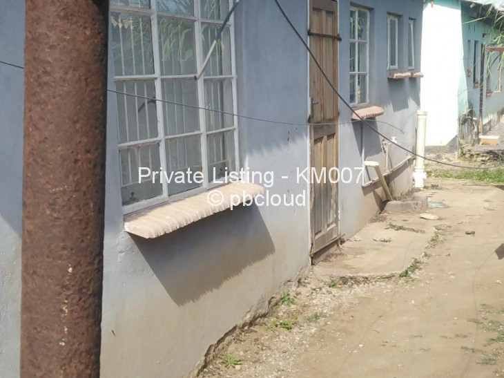 3 Bedroom House for Sale in Cliffton Park, Gweru