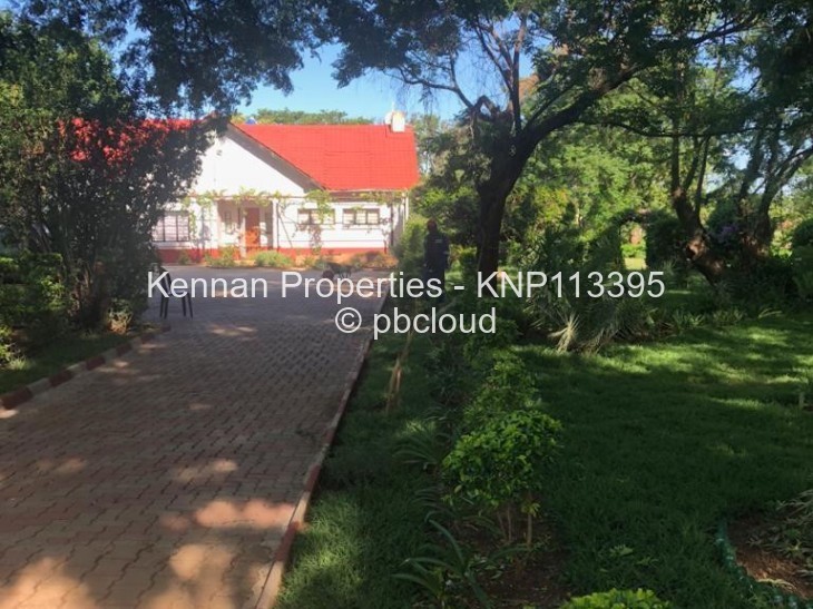 5 Bedroom House for Sale in Riverside South, Bulawayo