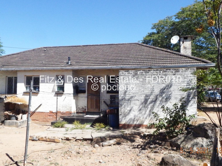 3 Bedroom House for Sale in Redcliff, Redcliff