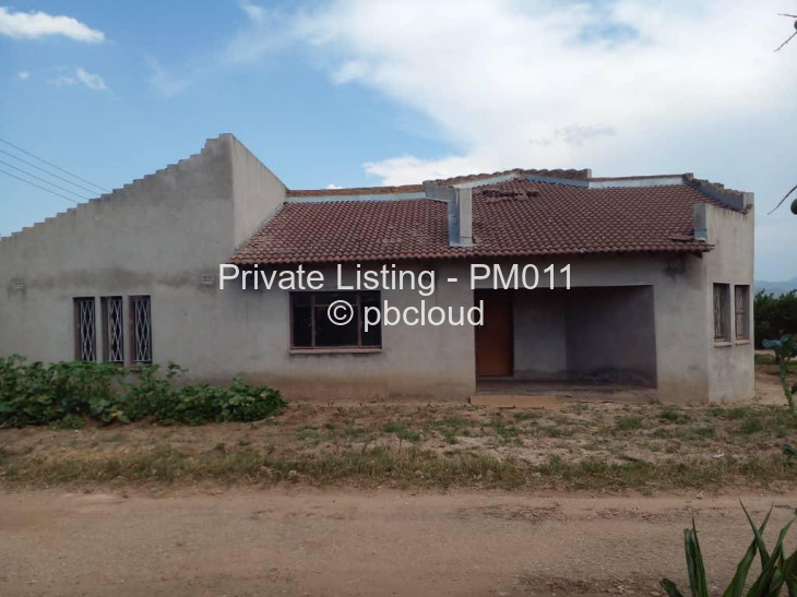 3 Bedroom House for Sale in Chikanga, Mutare