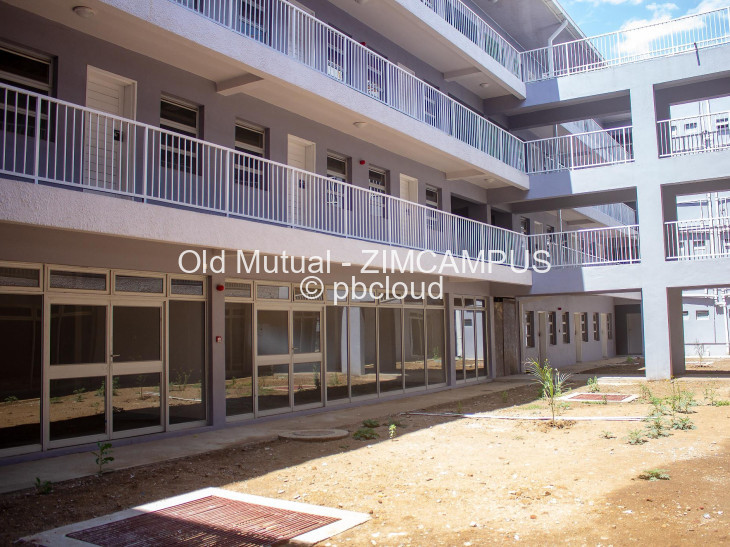 Commercial Property to Rent in Matsheumhlope, Bulawayo