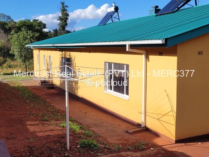 Townhouse/Complex/Cluster to Rent in Hogerty Hill, Harare