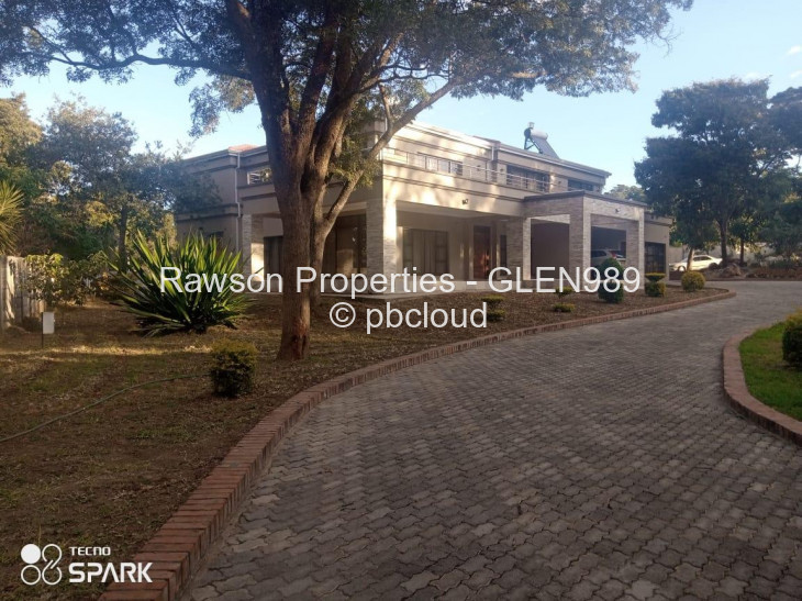 6 Bedroom House to Rent in Glen Lorne, Harare