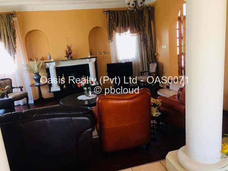 6 Bedroom House to Rent in Borrowdale West, Harare