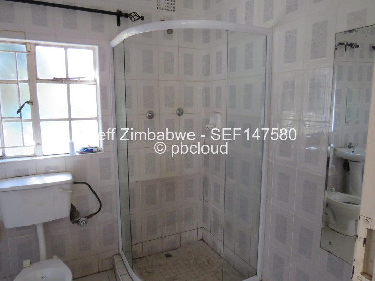 3 Bedroom House for Sale in Mainway Meadows, Harare