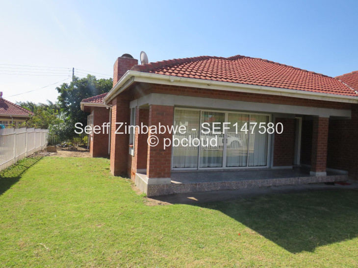 3 Bedroom House for Sale in Mainway Meadows, Harare
