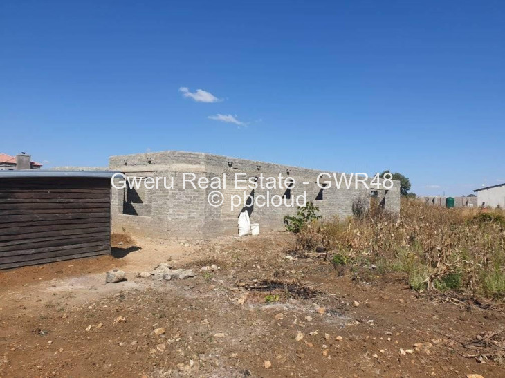 4 Bedroom House for Sale in Mtausi Park, Gweru