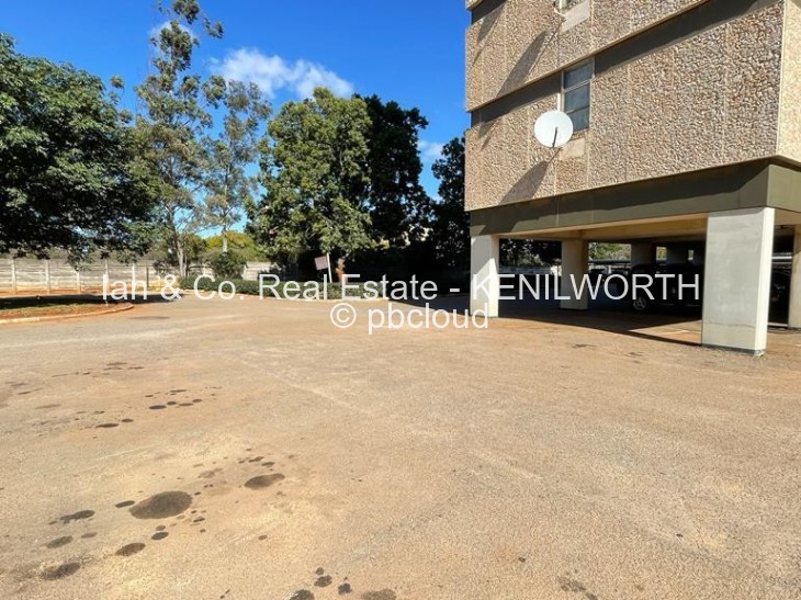 Flat/Apartment for Sale in Ascot, Bulawayo