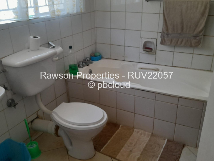3 Bedroom Cottage/Garden Flat for Sale in Hogerty Hill, Harare