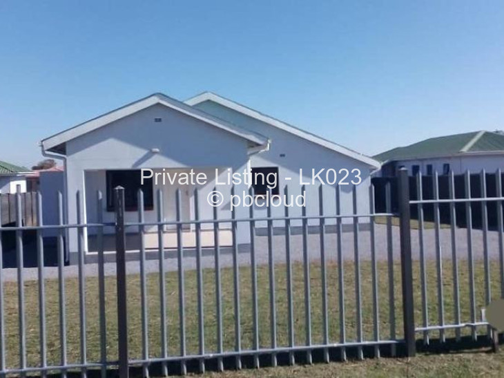 2 Bedroom House for Sale in Hopeville, Bulawayo