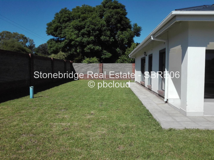 Townhouse/Complex/Cluster for Sale in Hillside Byo, Bulawayo