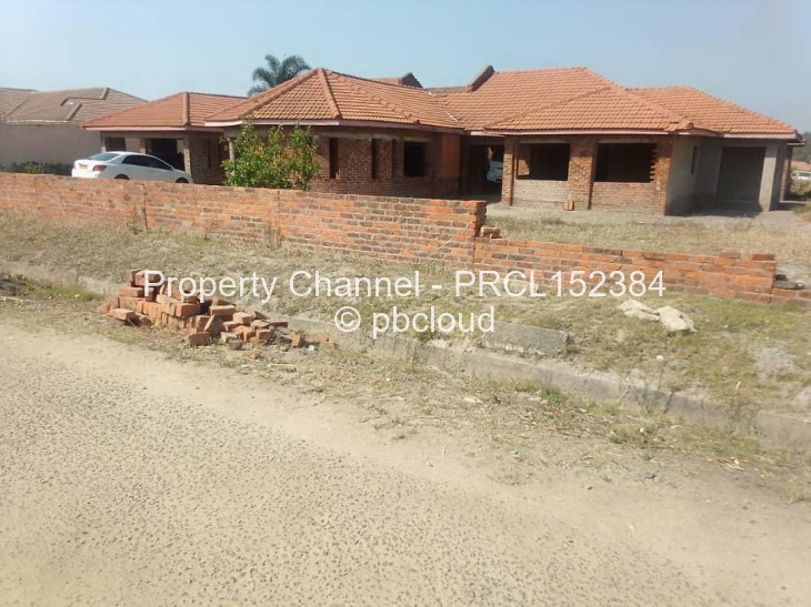 6 Bedroom House for Sale in Chadcombe, Harare