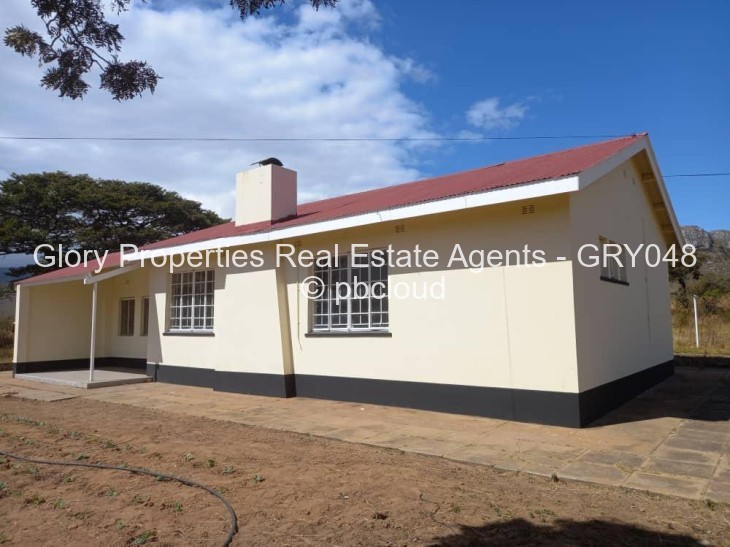 3 Bedroom House to Rent in Nyanga, Nyanga