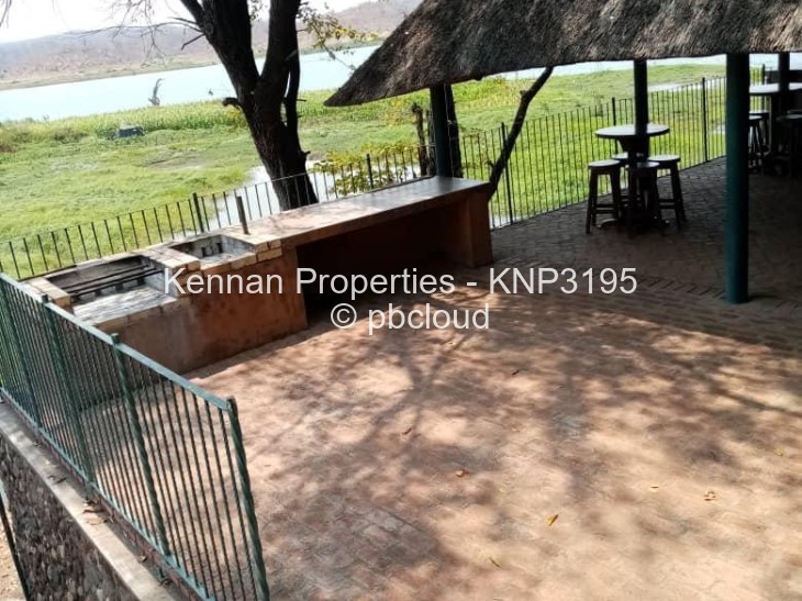 Stand for Sale in Msuna, Msuna