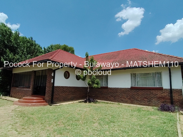 3 Bedroom House for Sale in Matsheumhlope, Bulawayo
