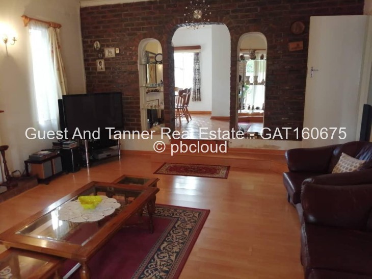 6 Bedroom House for Sale in Mandara, Harare