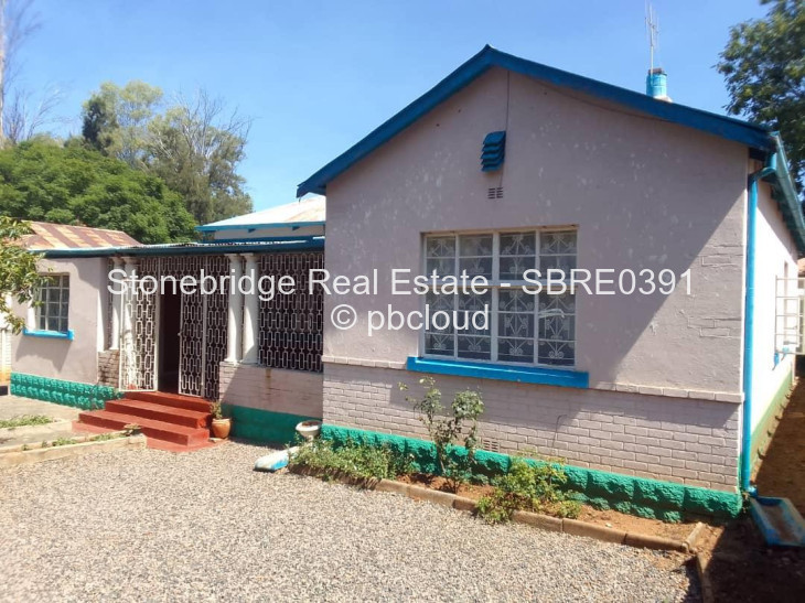 3 Bedroom House for Sale in Parkview, Bulawayo