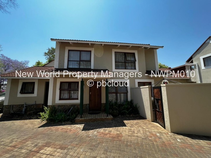 Townhouse/Complex/Cluster for Sale in Kumalo, Bulawayo