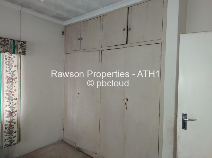 3 Bedroom House for Sale in Athlone, Gweru