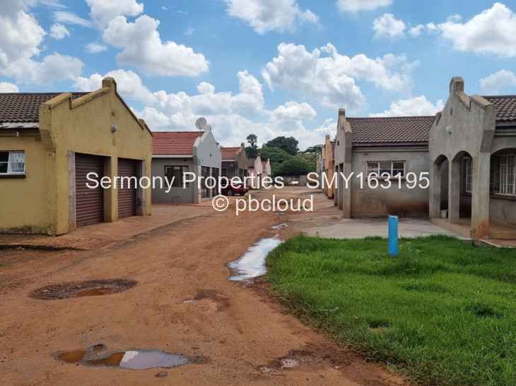 Land for Sale in Bluff Hill, Harare