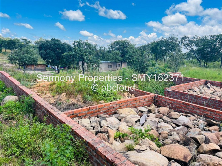 6 Bedroom House for Sale in Crowhill Views, Harare