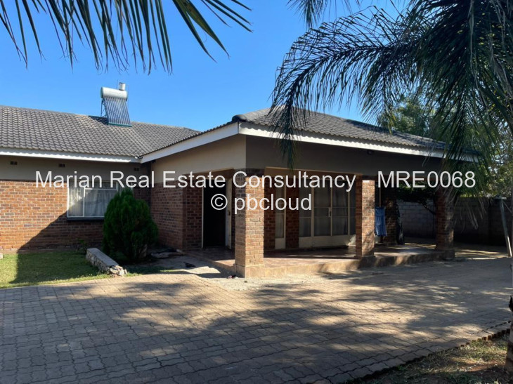 4 Bedroom House for Sale in North End, Bulawayo