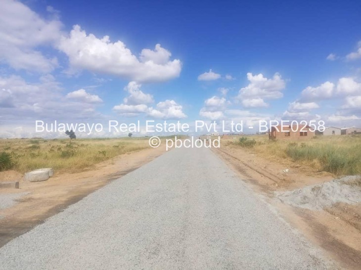Stand for Sale in Cowdray Park, Bulawayo