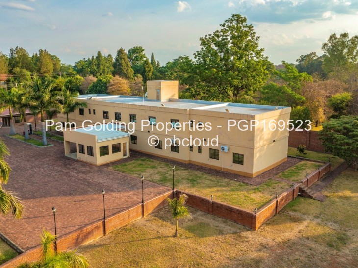 9 Bedroom House for Sale in Helensvale, Harare