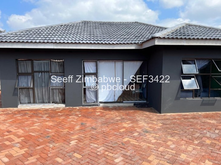 9 Bedroom House for Sale in Selbourne Park, Bulawayo