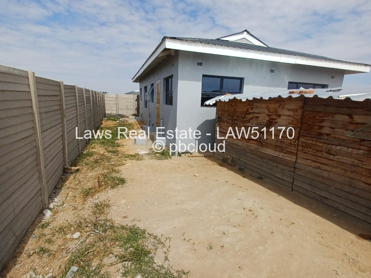 3 Bedroom Cottage/Garden Flat for Sale in Ruwa, Ruwa