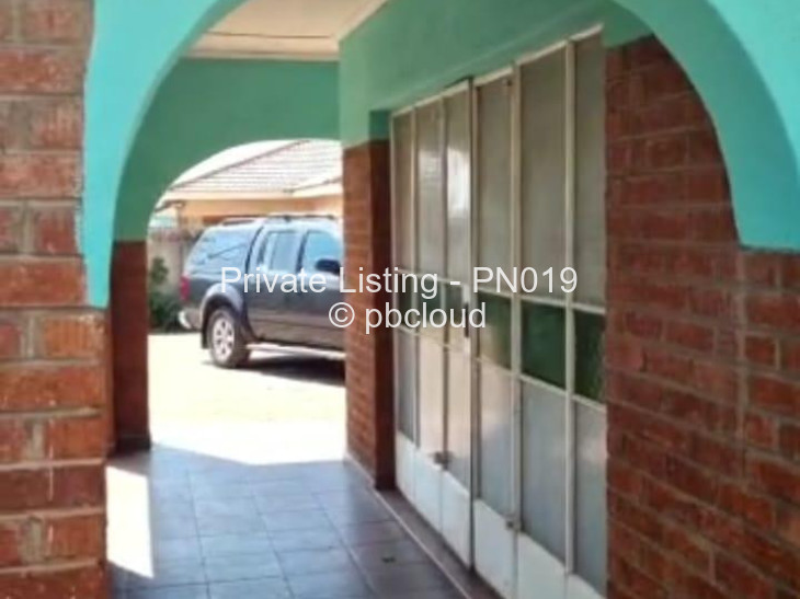 House to Rent in Mahatshula, Bulawayo