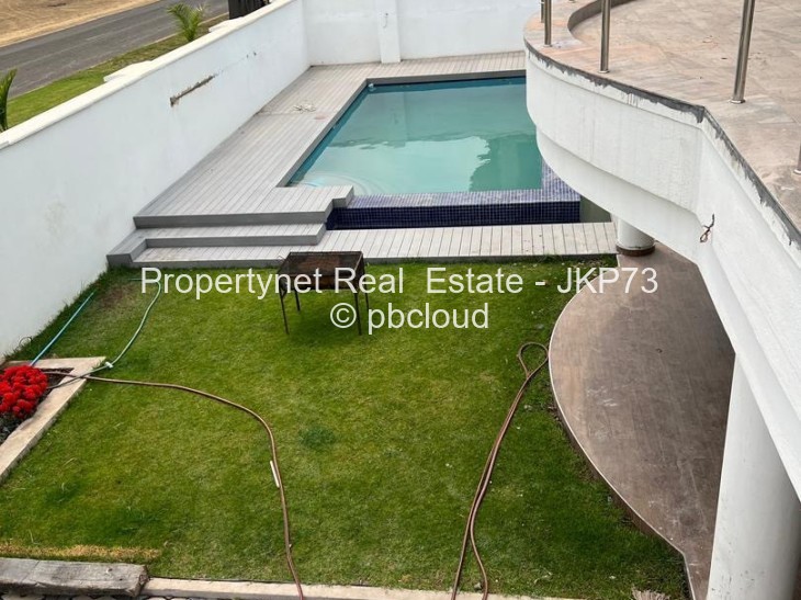 6 Bedroom House for Sale in Borrowdale Brooke, Harare