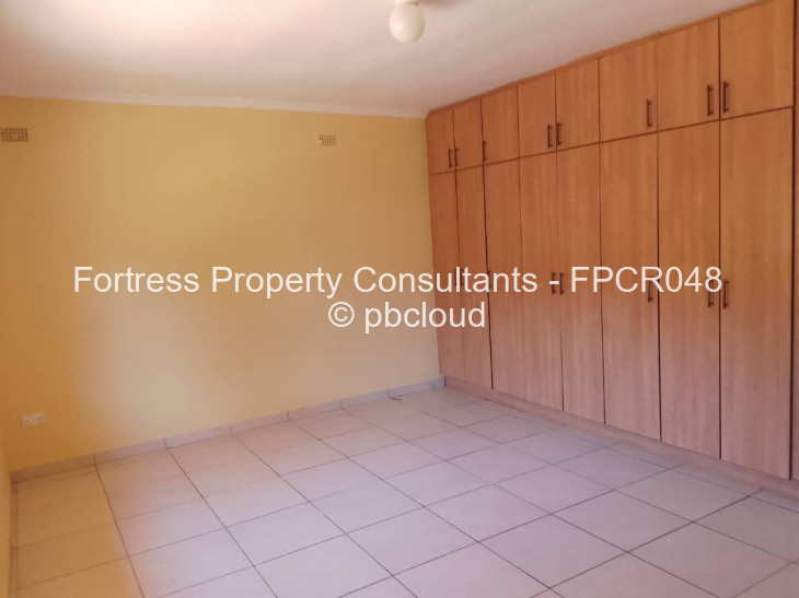 7 Bedroom House to Rent in Borrowdale Brooke, Harare