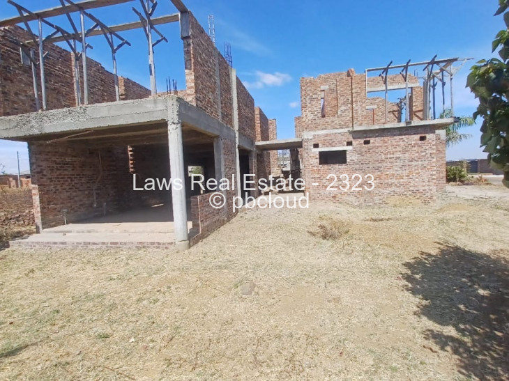 6 Bedroom House for Sale in Westgate, Harare
