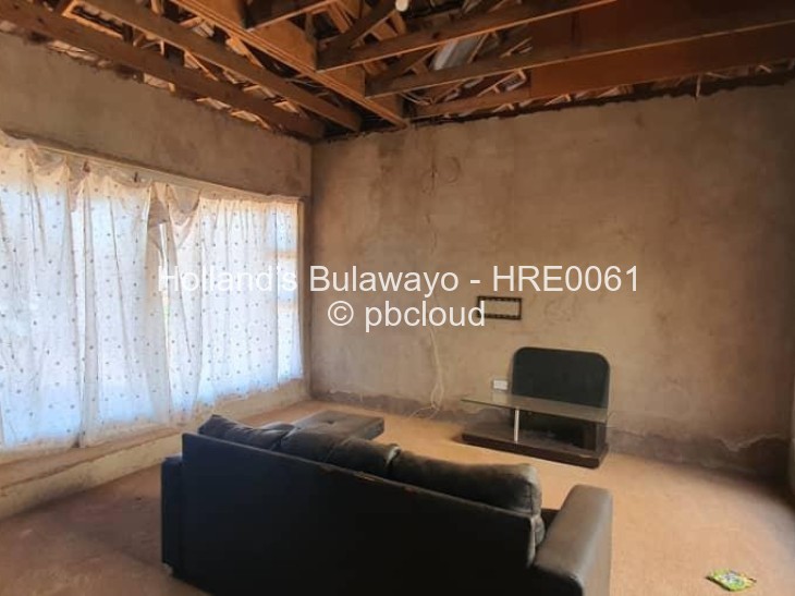 5 Bedroom House for Sale in Selbourne Park, Bulawayo