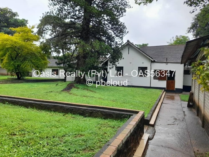 3 Bedroom House for Sale in Chisipite, Harare