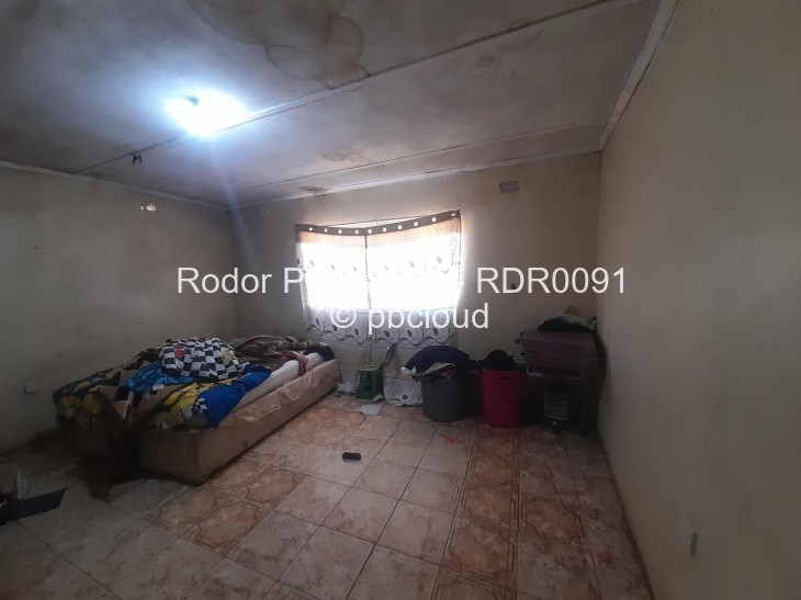 4 Bedroom House for Sale in Killarney, Bulawayo