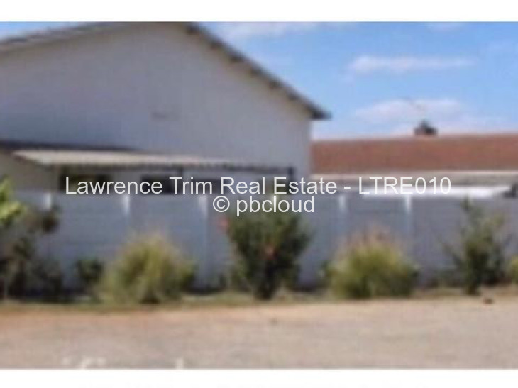 Commercial Property to Rent in Ruwa, Ruwa