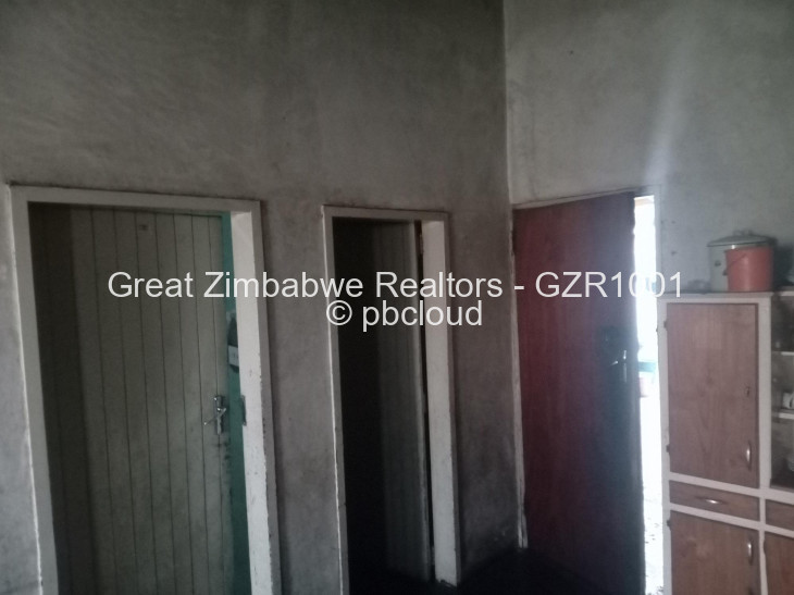 5 Bedroom House for Sale in Highfield, Harare