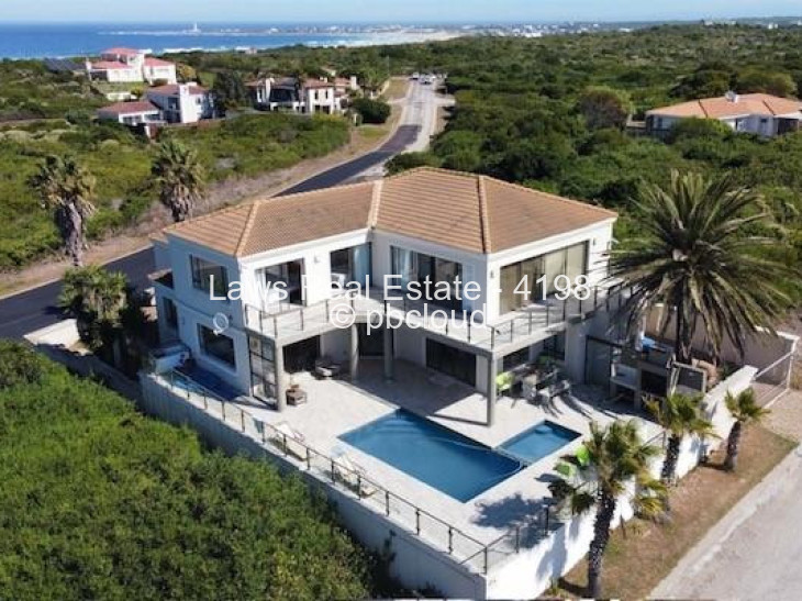 6 Bedroom House for Sale in Port St Francis, St Francis Bay