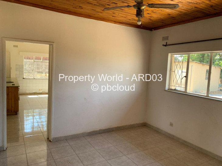 Commercial Property to Rent in Ardbennie, Harare