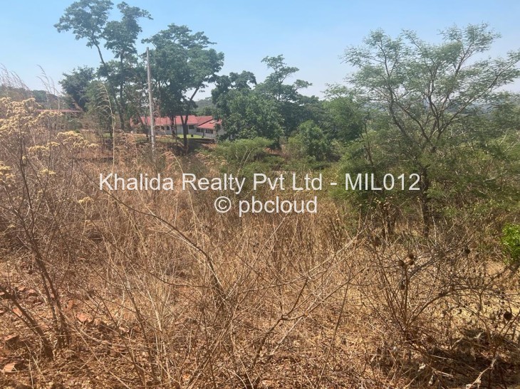 Stand for Sale in Shawasha Hills, Harare