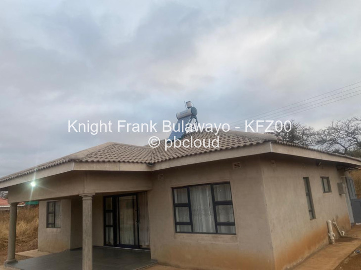 Townhouse/Complex/Cluster for Sale in Selbourne Park, Bulawayo