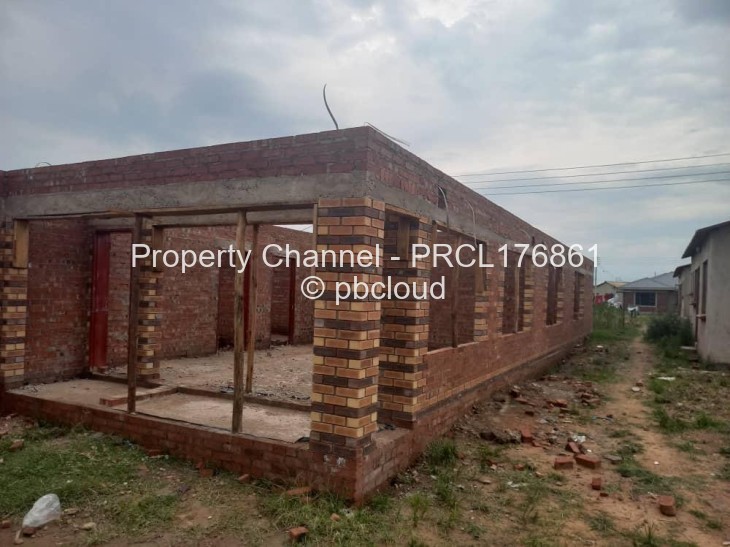 4 Bedroom House for Sale in Budiriro, Harare