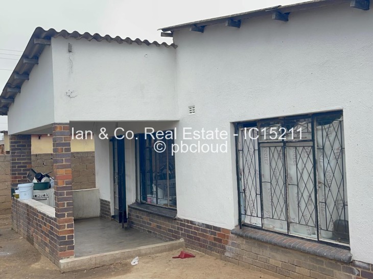 3 Bedroom House for Sale in Pelandaba, Bulawayo