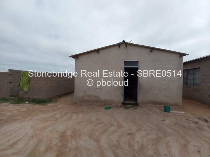 2 Bedroom House for Sale in Cowdray Park, Bulawayo