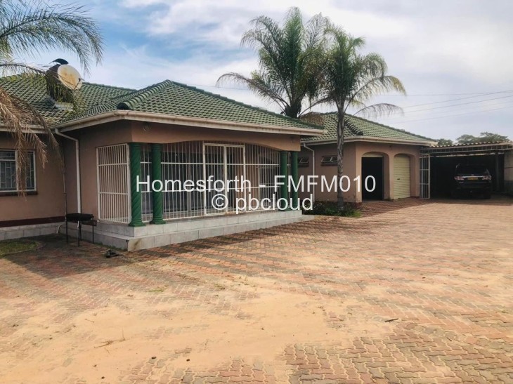 5 Bedroom House for Sale in Waterfalls, Harare