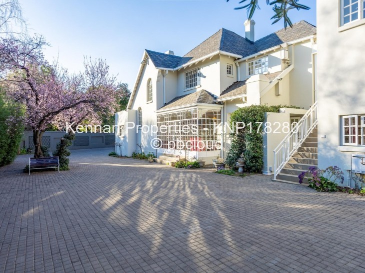 9 Bedroom House for Sale in Sandton, Johannesburg