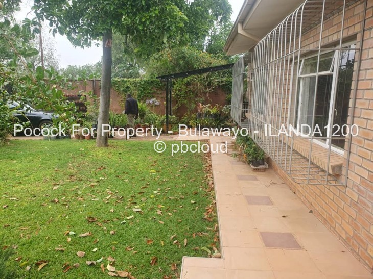 3 Bedroom House to Rent in Ilanda, Bulawayo